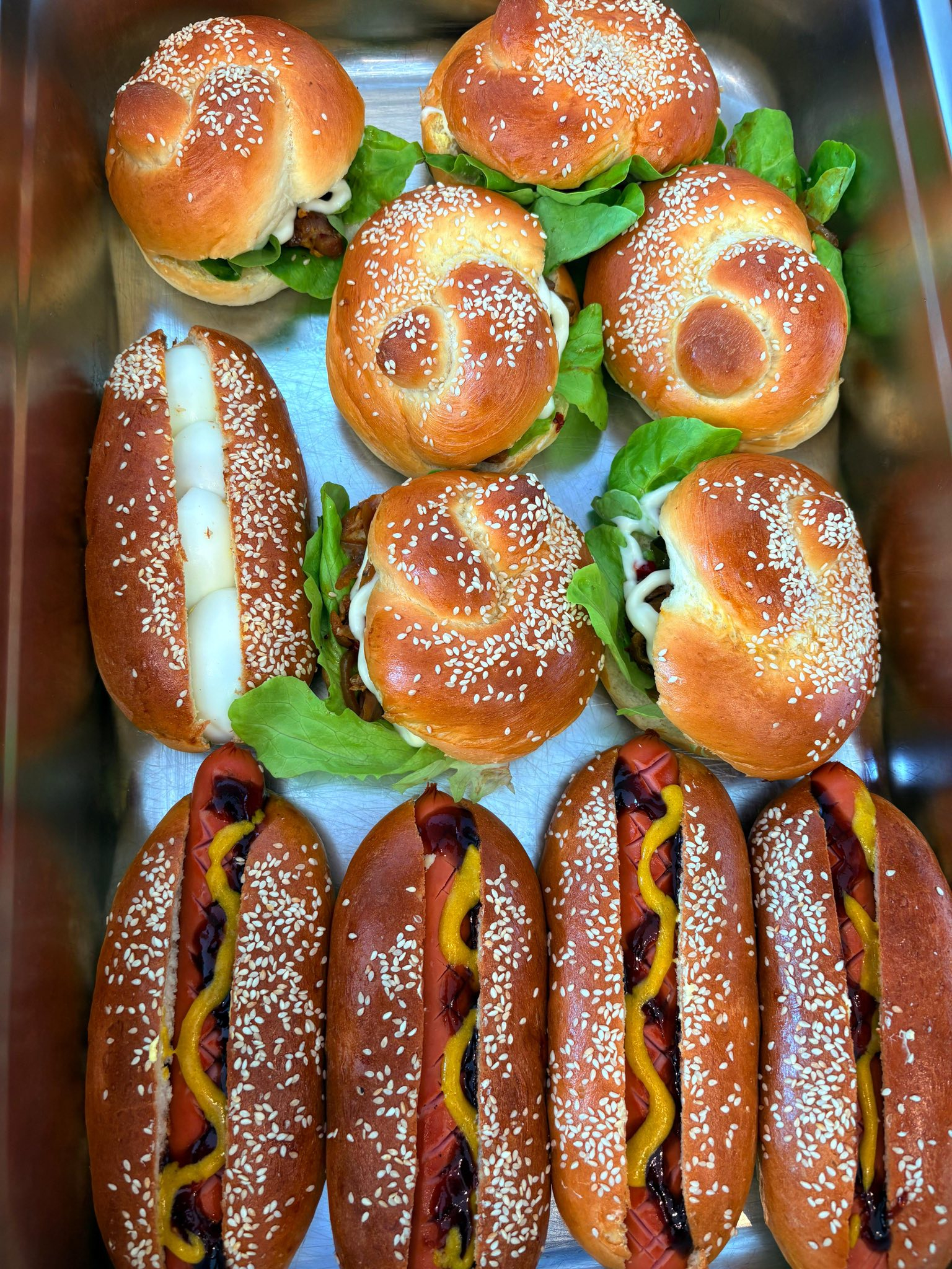 532464820_1329234379212057_4575377213397063067_n