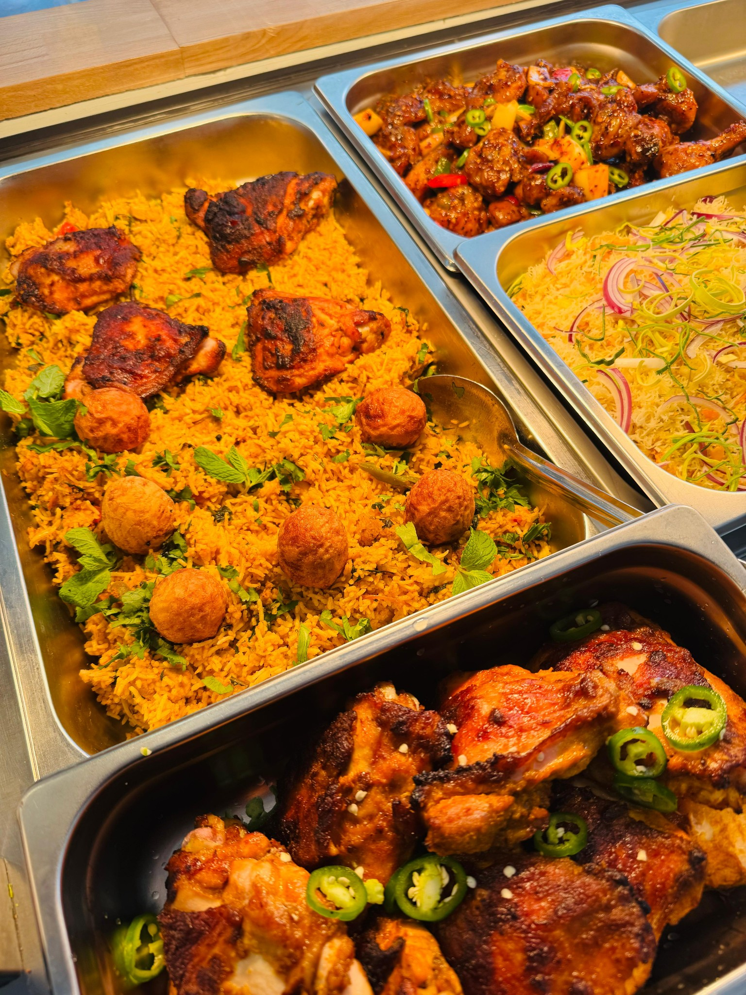 557636356_1373016238167204_3488066106416755142_n