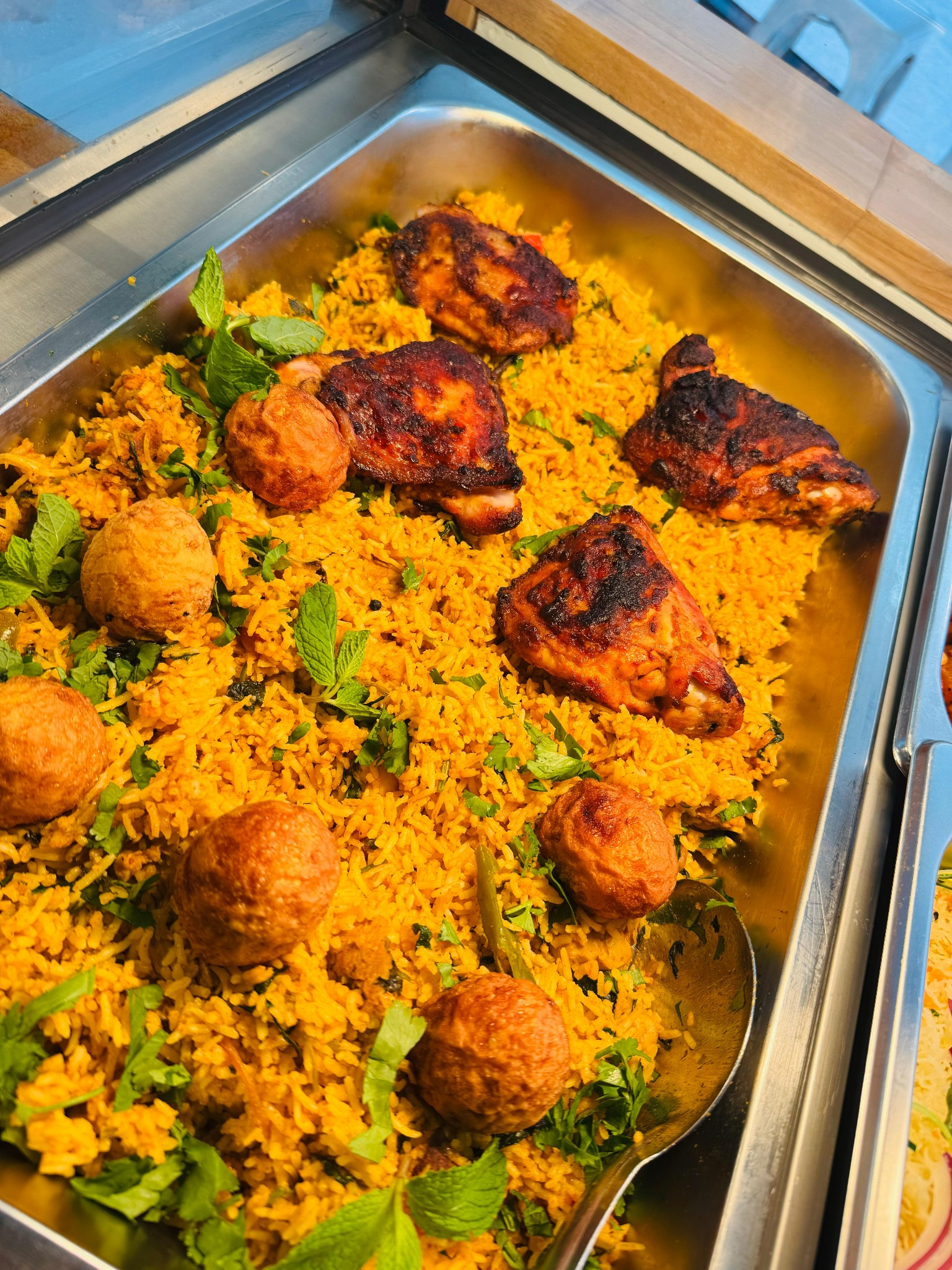 557811545_1373015768167251_2477042141030940144_n